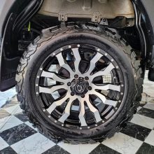 LINE_ALBUM_2979_230406_29