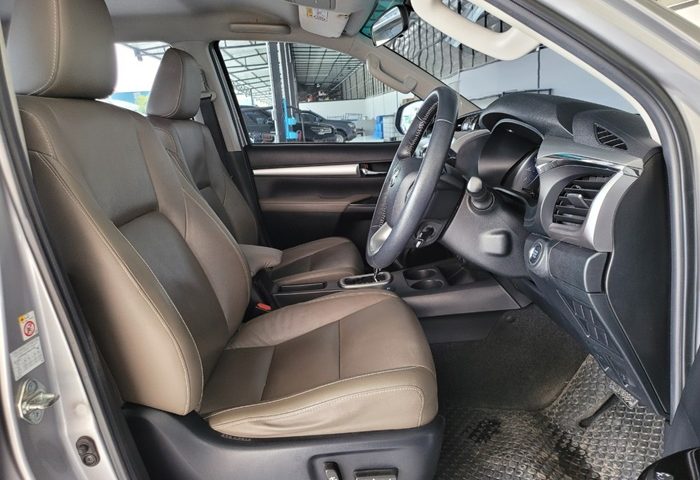 LINE_ALBUM_1563_230508_30