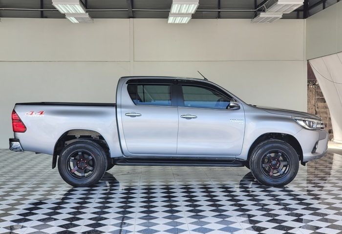 LINE_ALBUM_8536_230616_12