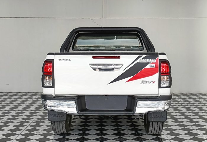 LINE_ALBUM_377 061266_231206_23