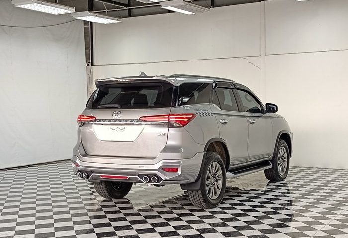 LINE_ALBUM_641 061266_231206_45