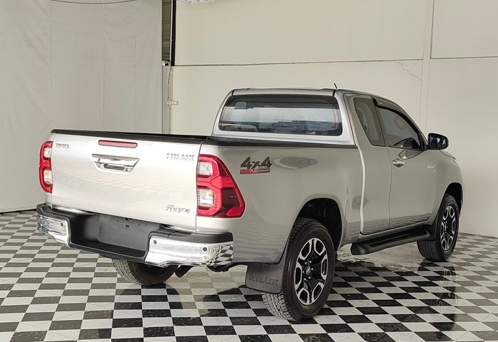 LINE_ALBUM_7628_231216_28