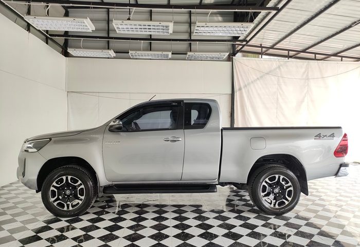 LINE_ALBUM_7628_231216_44