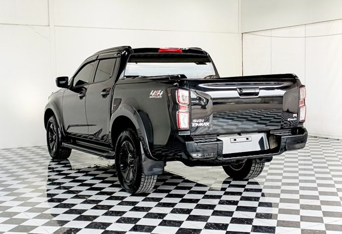 LINE_ALBUM_9998 041266_231205_20