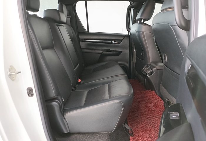 LINE_ALBUM_2138 090267_240209_24