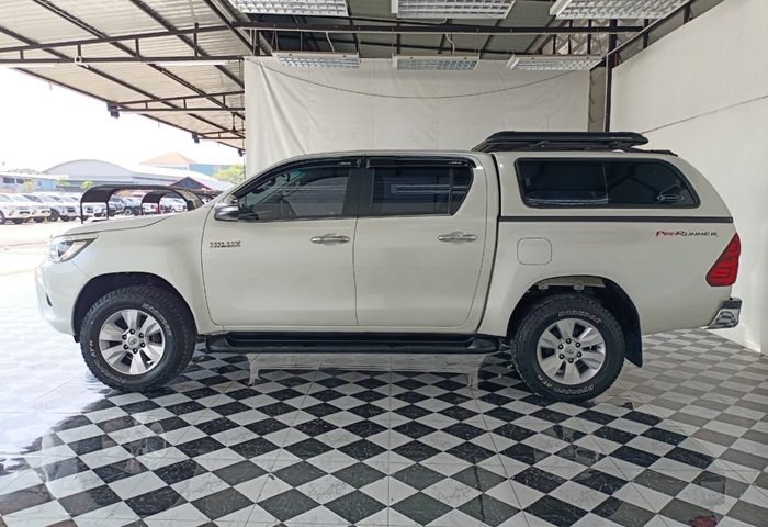 LINE_ALBUM_7009 080267_240208_7