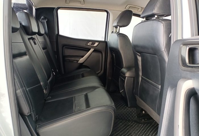 LINE_ALBUM_7087 070267_240207_47