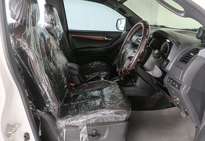 LINE_ALBUM_9329 230267_240223_28