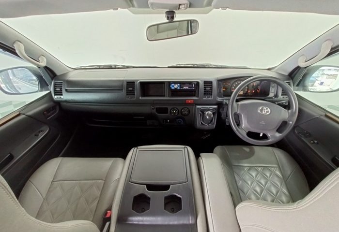 LINE_ALBUM_30-1384 010267_240301_12