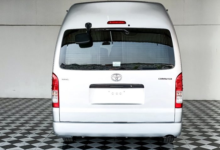 LINE_ALBUM_30-1384 010267_240301_23