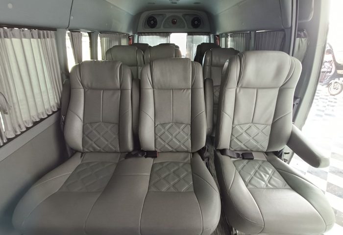 LINE_ALBUM_30-1384 010267_240301_9